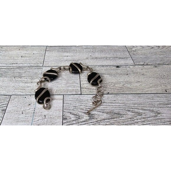 Handmade Silver Tone Square Onyx Black Art Glass Reversible Link Bracelet - Picture 4 of 5